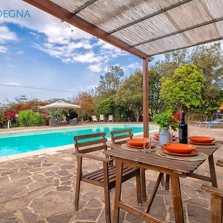 Villa Melograno With Exclusive Swimming Pool Surrounded By Greenery Campanedda المظهر الخارجي الصورة